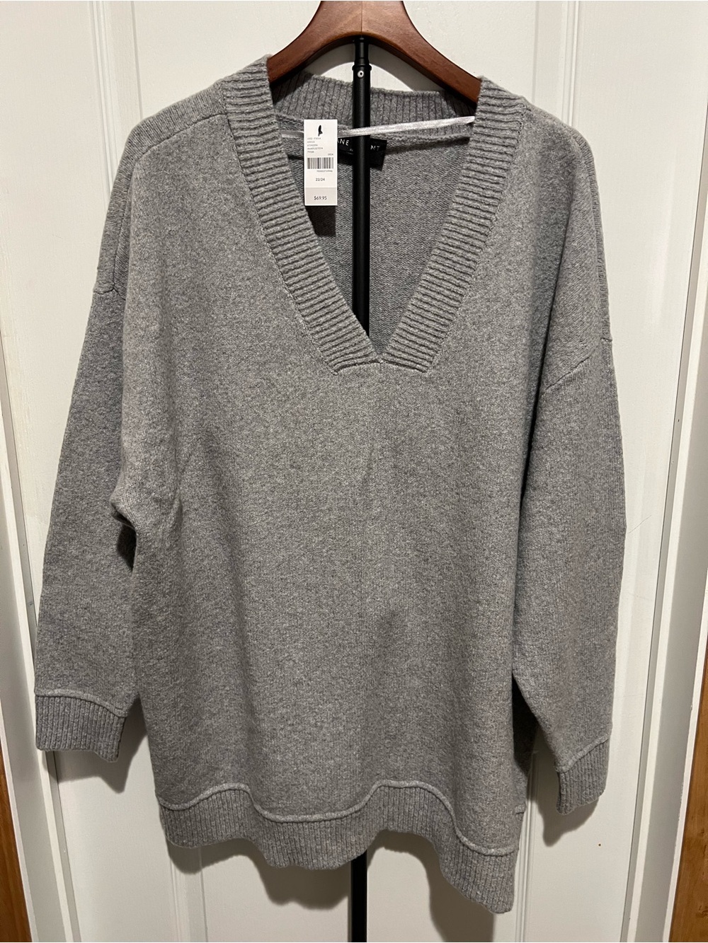 Lane Bryant Light Grey V-Neck Sweater - Picture 2 of 4
